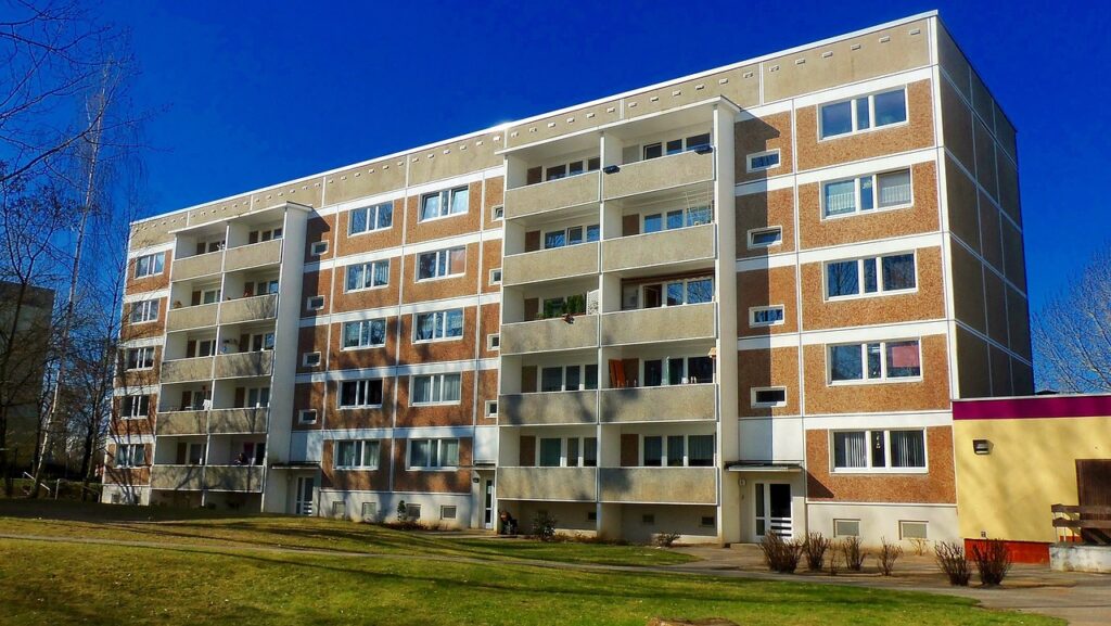 Brzydkie budynki Warszawa